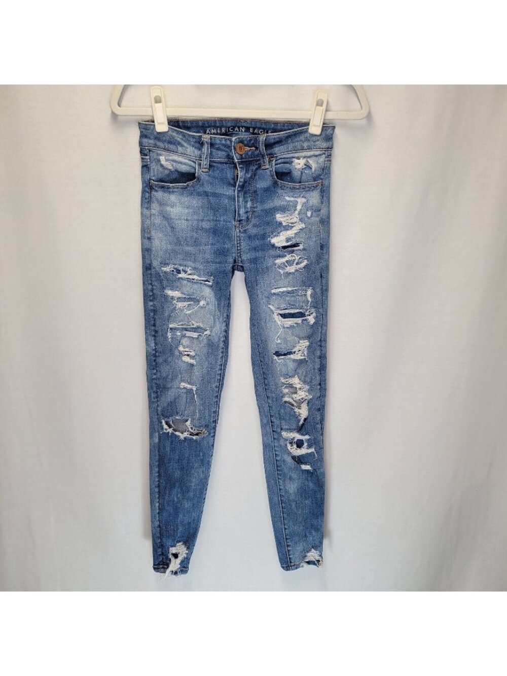 American Eagle Women's Size 2 Jeans Hi Rise Jegging Distressed
